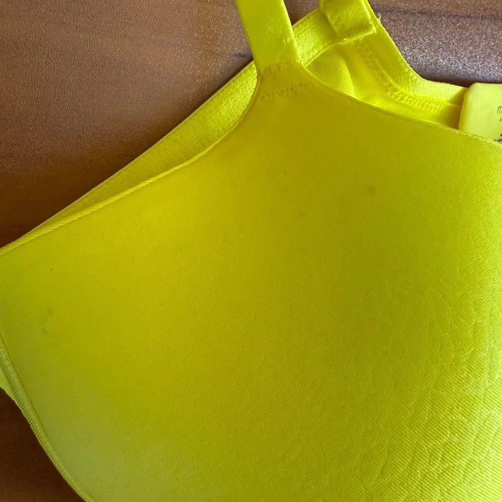 Modern Movement Platinum Spacer Bra Blazing Yellow‎ 38C Underwire Padded